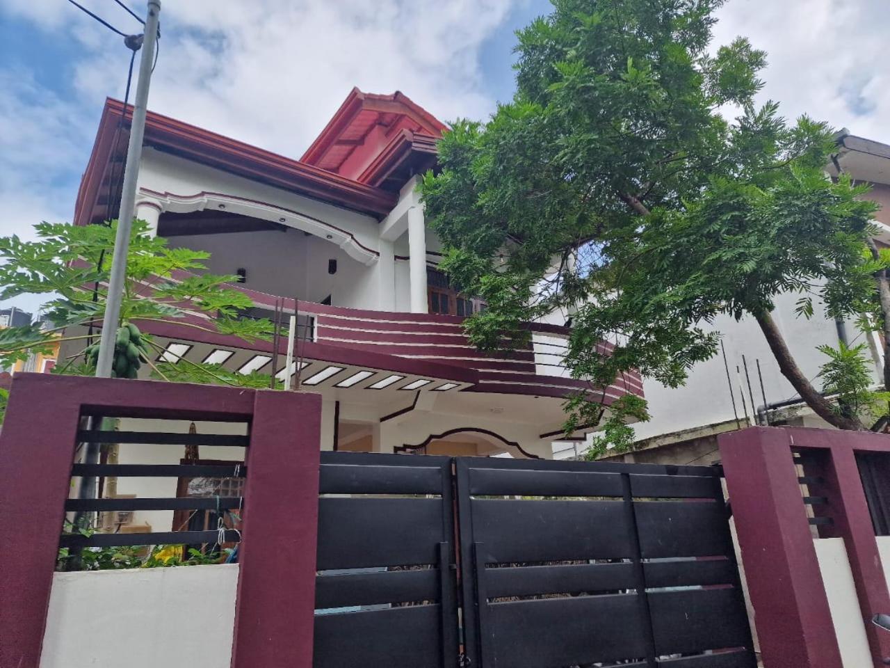 Javi Holiday Home ตรินโคมาลี ภายนอก รูปภาพ